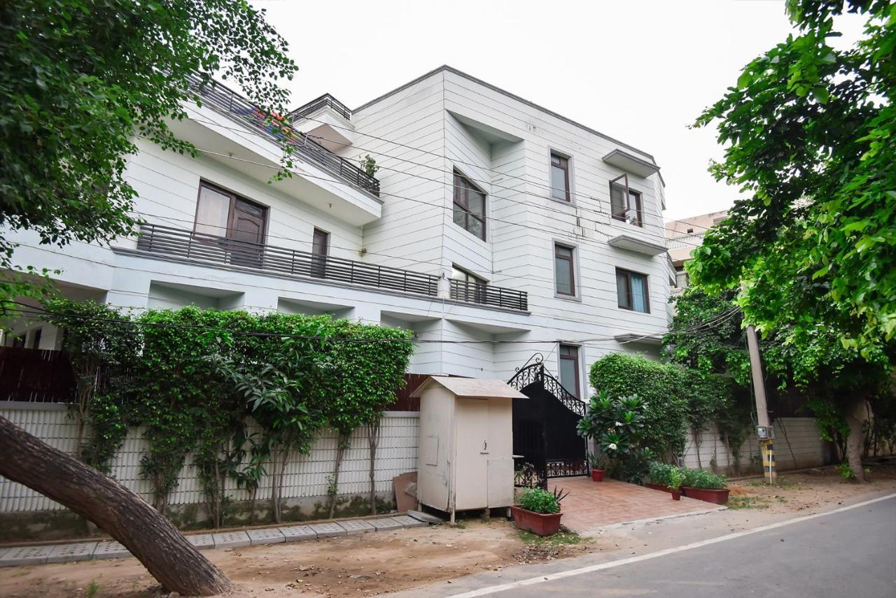 Studio Serviced Apartments Near Fortis Hospital Γκουργκάον Εξωτερικό φωτογραφία