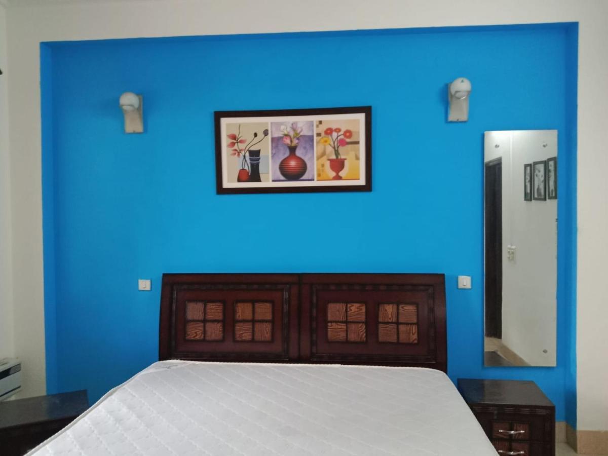 Studio Serviced Apartments Near Fortis Hospital Γκουργκάον Εξωτερικό φωτογραφία